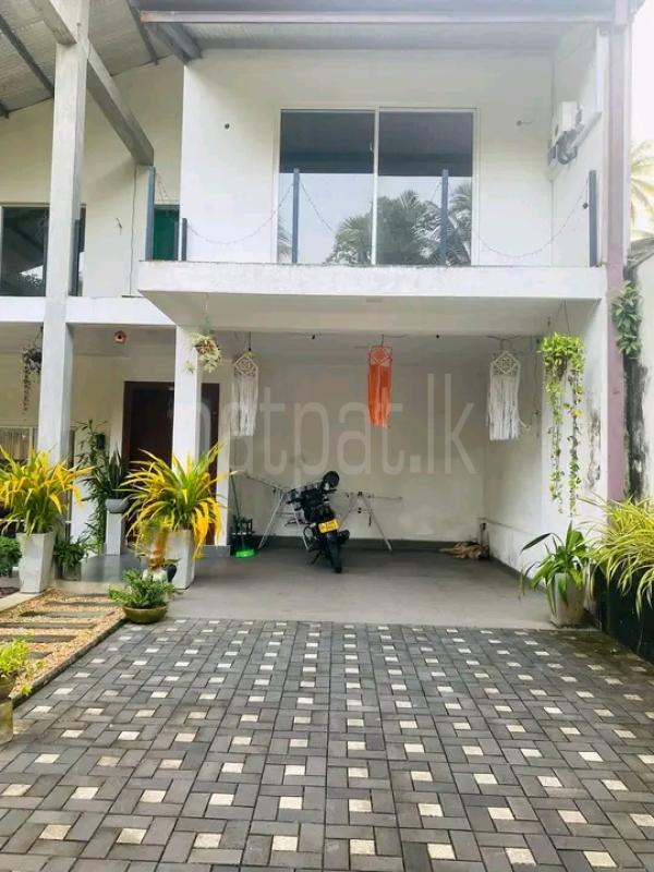 Advertisement image 3