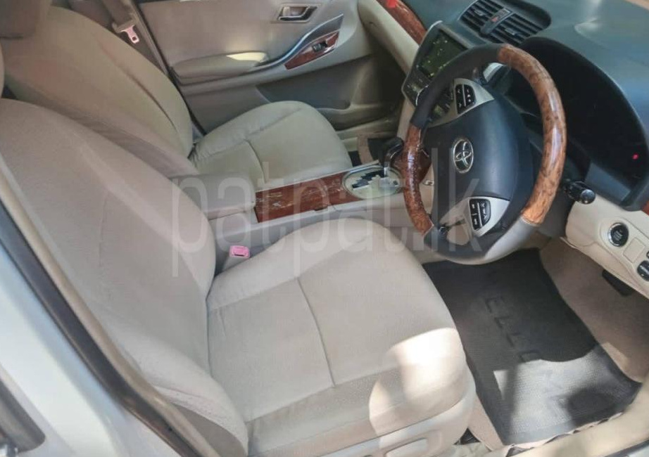 Toyota Premio 2013 - பயன்படுத்தப்பட்டது கார் sale in Sri Lanka - patpat.lk