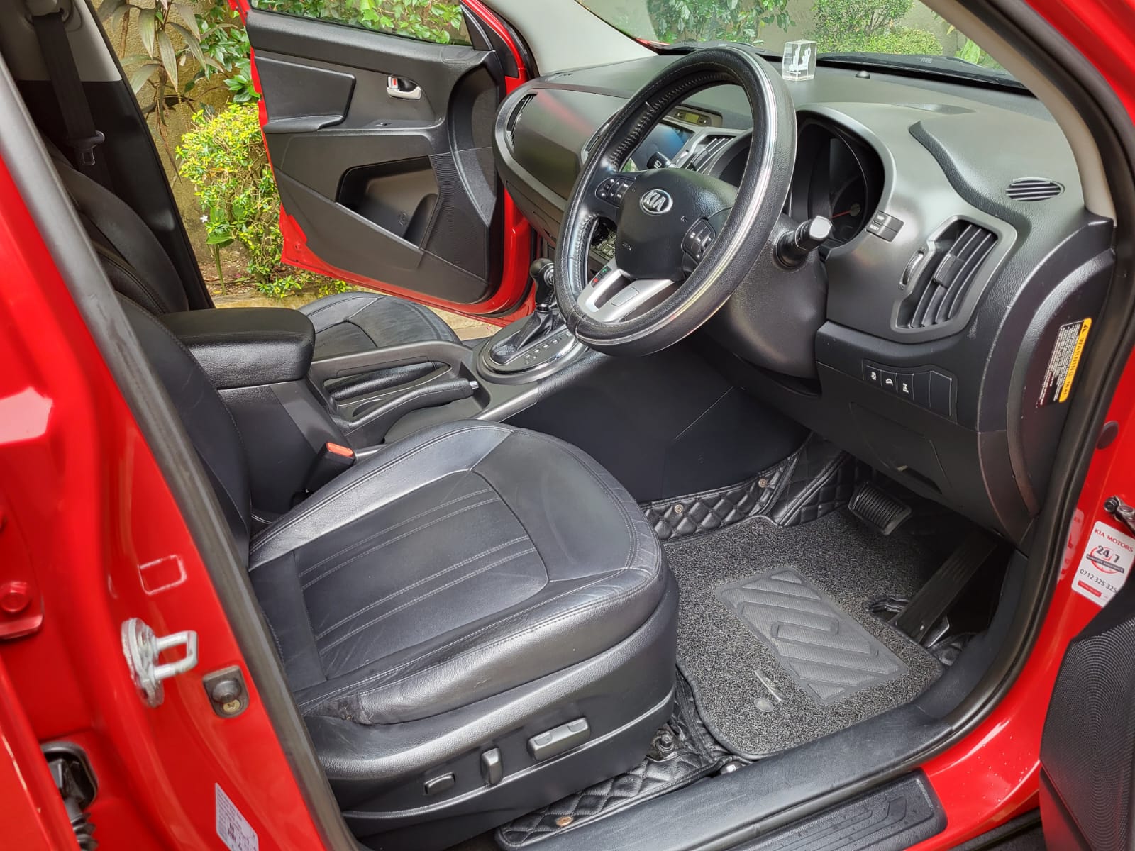 KIA Sportage 2013 - பயன்படுத்தப்பட்டது SUV sale in Sri Lanka - patpat.lk