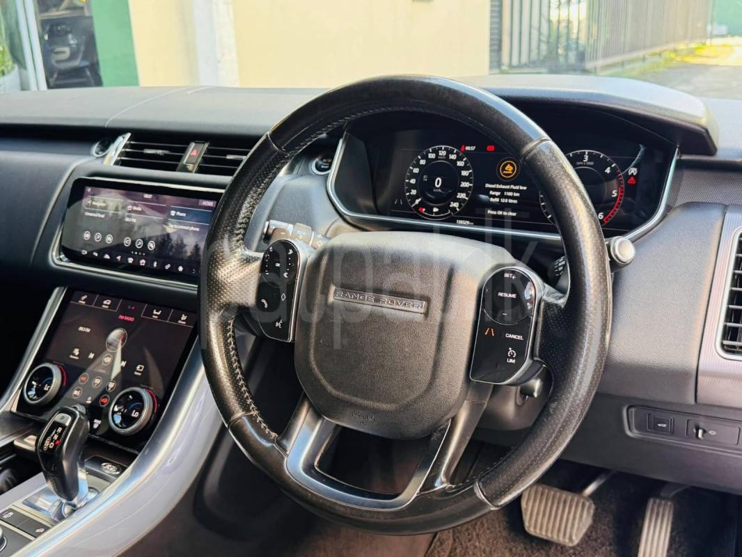 Land Rover Range Rover 2018 - பயன்படுத்தப்பட்டது SUV sale in Sri Lanka - patpat.lk