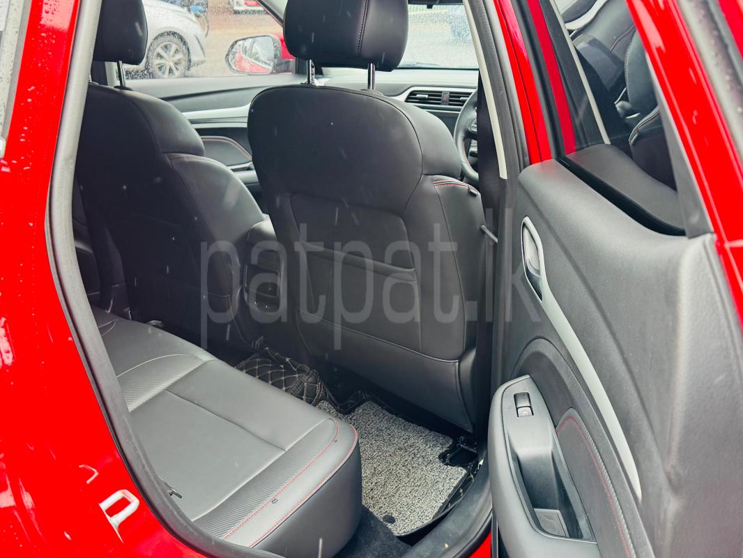 MG ZS 2025 - பயன்படுத்தப்பட்டது SUV sale in Sri Lanka - patpat.lk