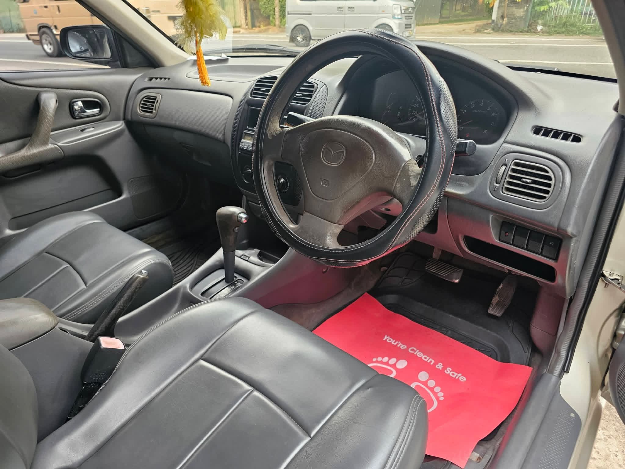 Mazda Familia 2000 - Used Car sale in Sri Lanka - patpat.lk