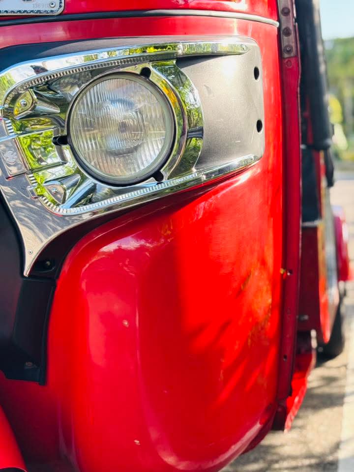 Bajaj Three Wheel 2018 - Used Three wheeler sale in Sri Lanka - patpat.lk