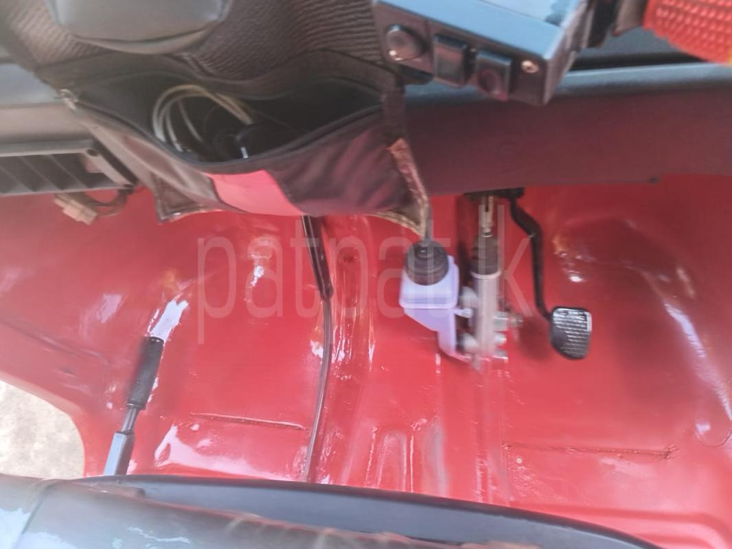 Advertisement image 6