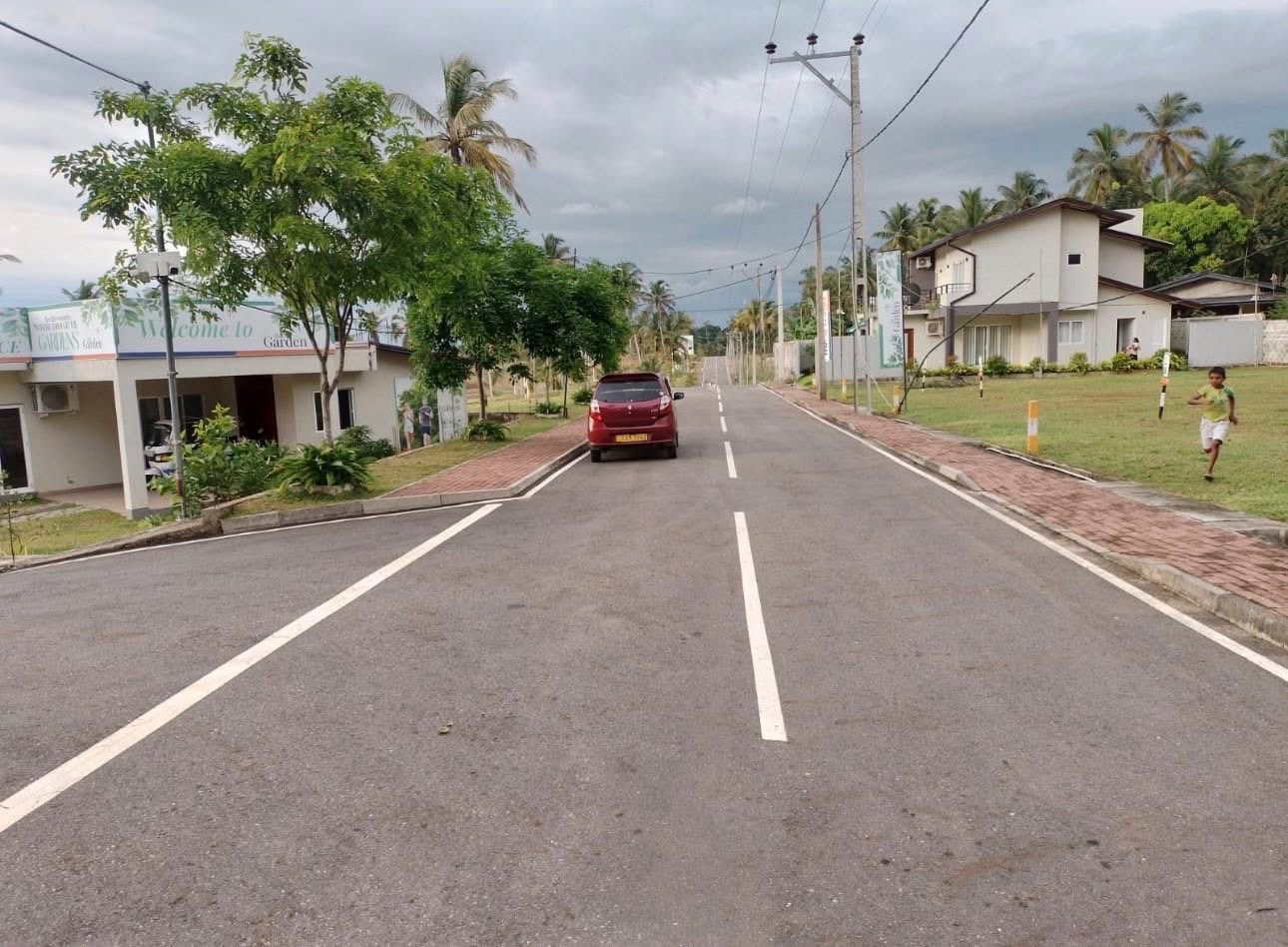 Residential Land for Sale in Kahathuduwa