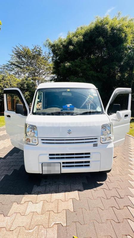 Advertisement image 6