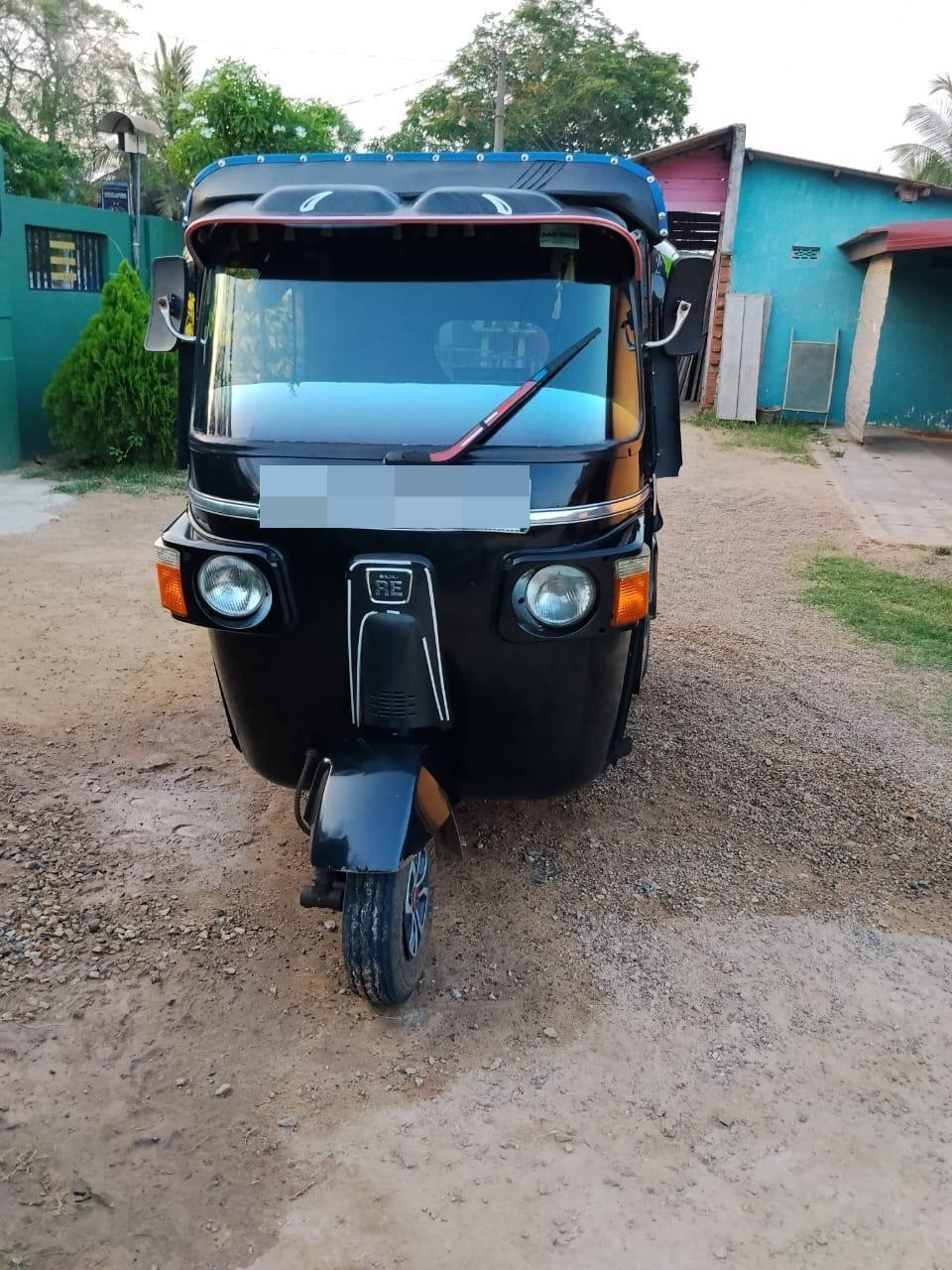 Bajaj Three Wheel 2014 - Used Three wheeler sale in Sri Lanka - patpat.lk