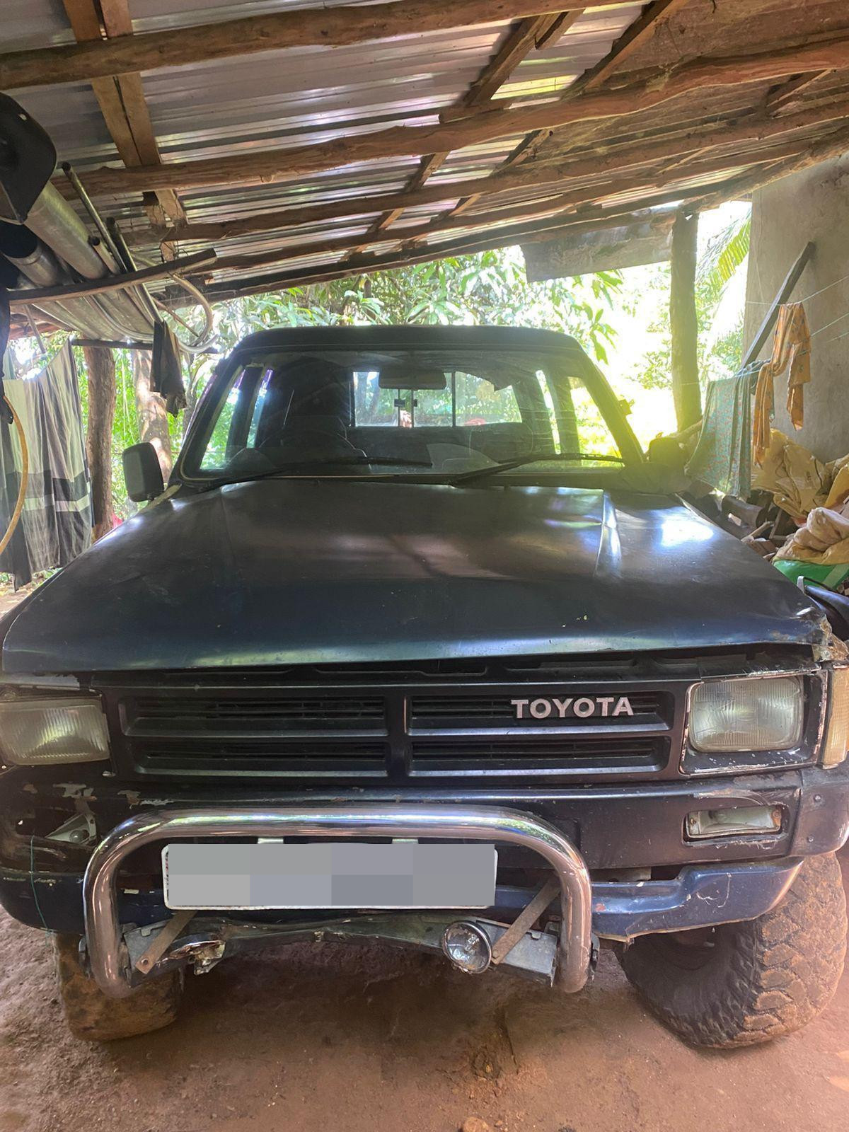 Toyota Hilux 1984 - Used Pick-up  sale in Sri Lanka - patpat.lk