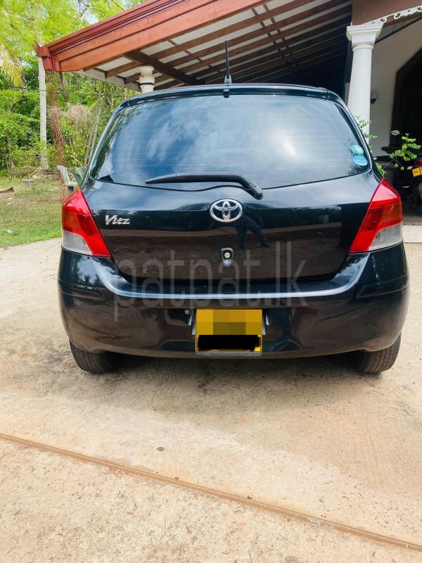 Toyota Vitz 2010 - பயன்படுத்தப்பட்டது கார் sale in Sri Lanka - patpat.lk