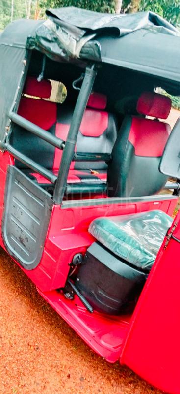 Bajaj Three Wheel 2019 - Used Three wheeler sale in Sri Lanka - patpat.lk