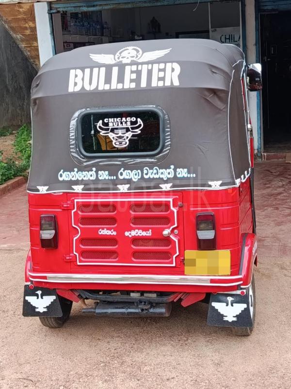 Bajaj Three Wheel 2011 - பயன்படுத்தப்பட்டது முச்சக்கர வண்டி sale in Sri Lanka - patpat.lk