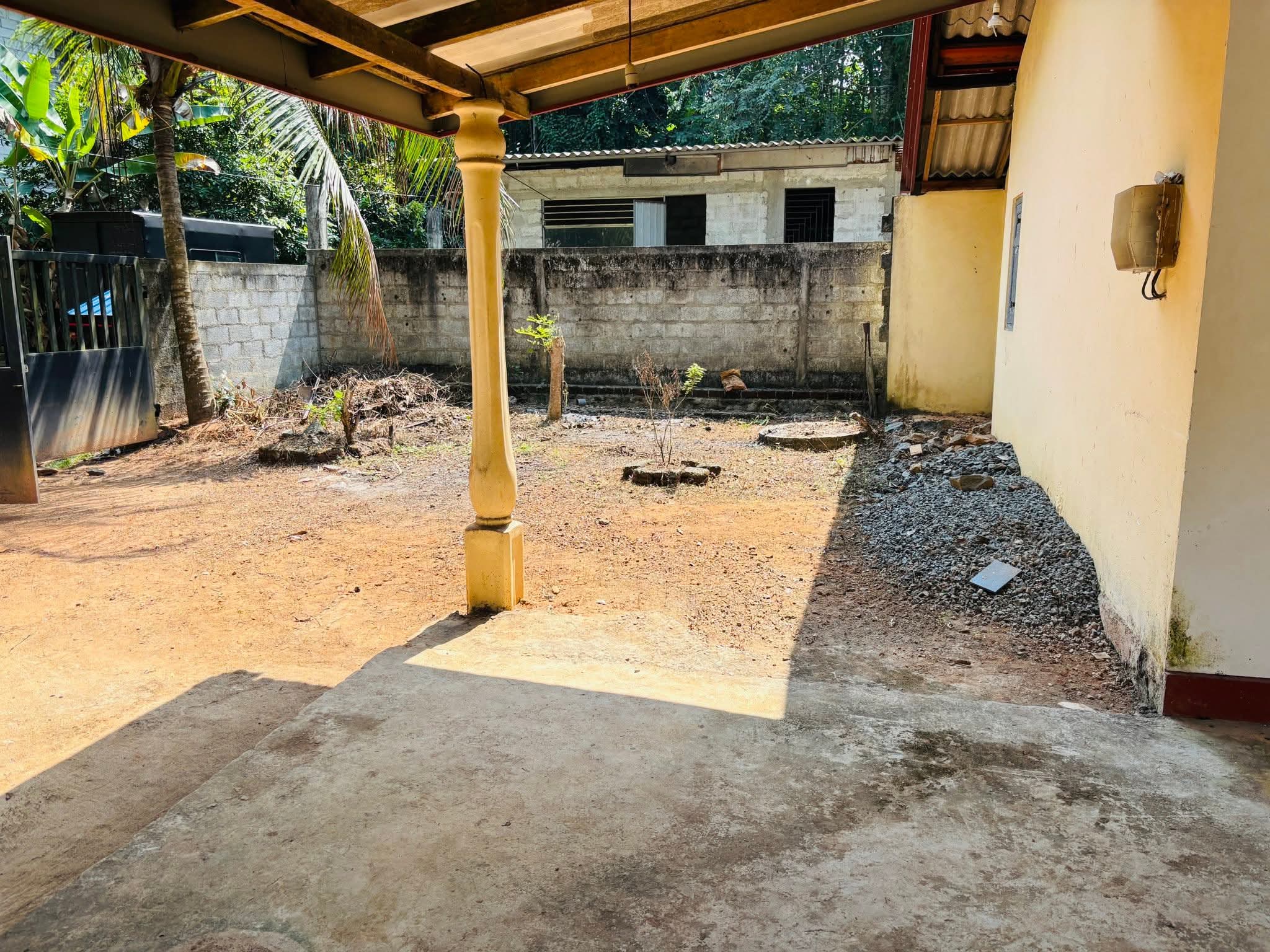 House for Sale in Panadura ads-image-1