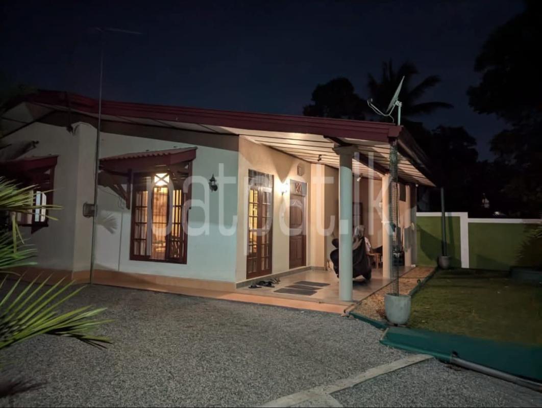 House for Sale in Athurugiriya