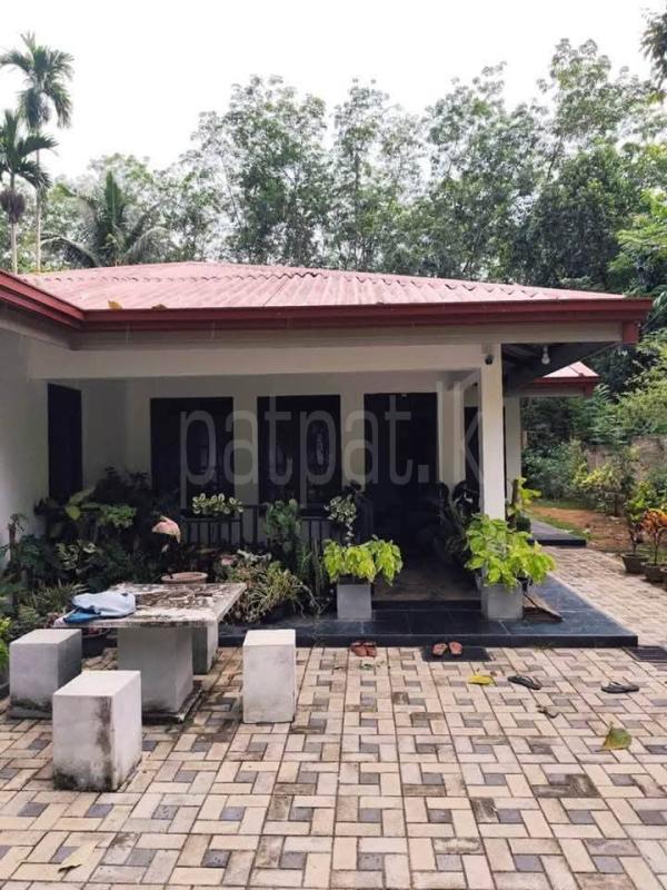 House for Sale in Mawathagama