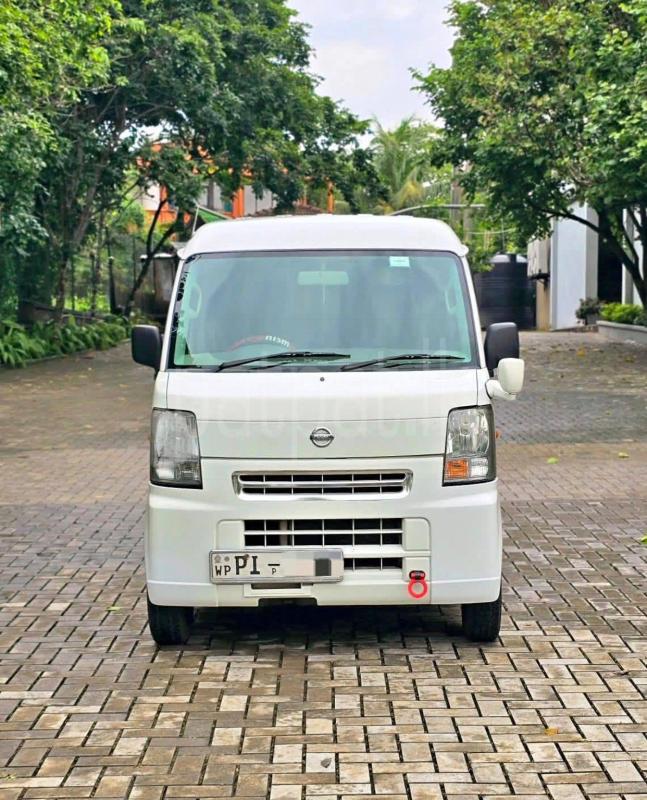 Nissan Clipper 2014 - பயன்படுத்தப்பட்டது வேன் sale in Sri Lanka - patpat.lk