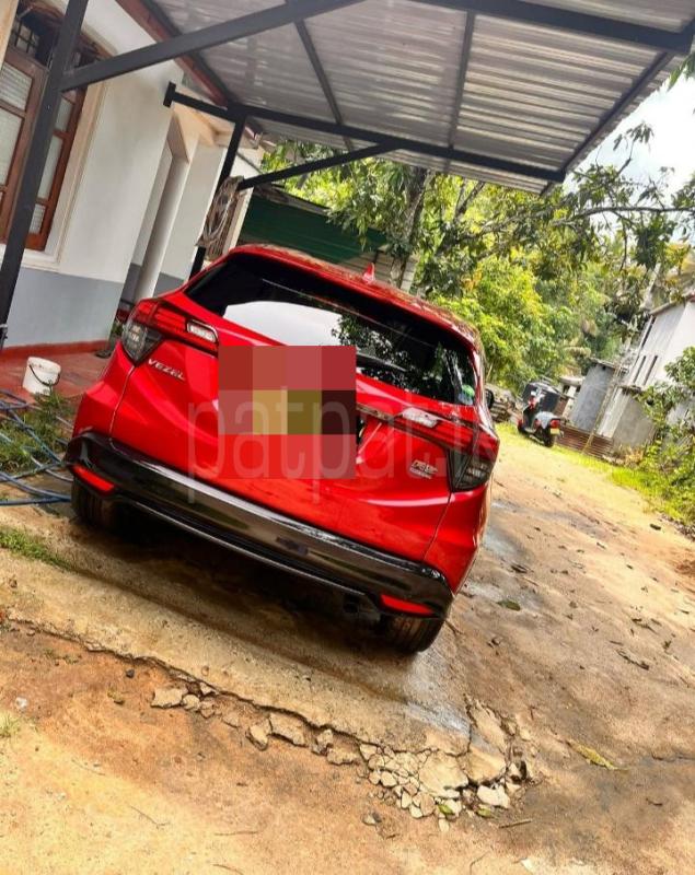 Honda Vezel 2018 - பயன்படுத்தப்பட்டது SUV sale in Sri Lanka - patpat.lk
