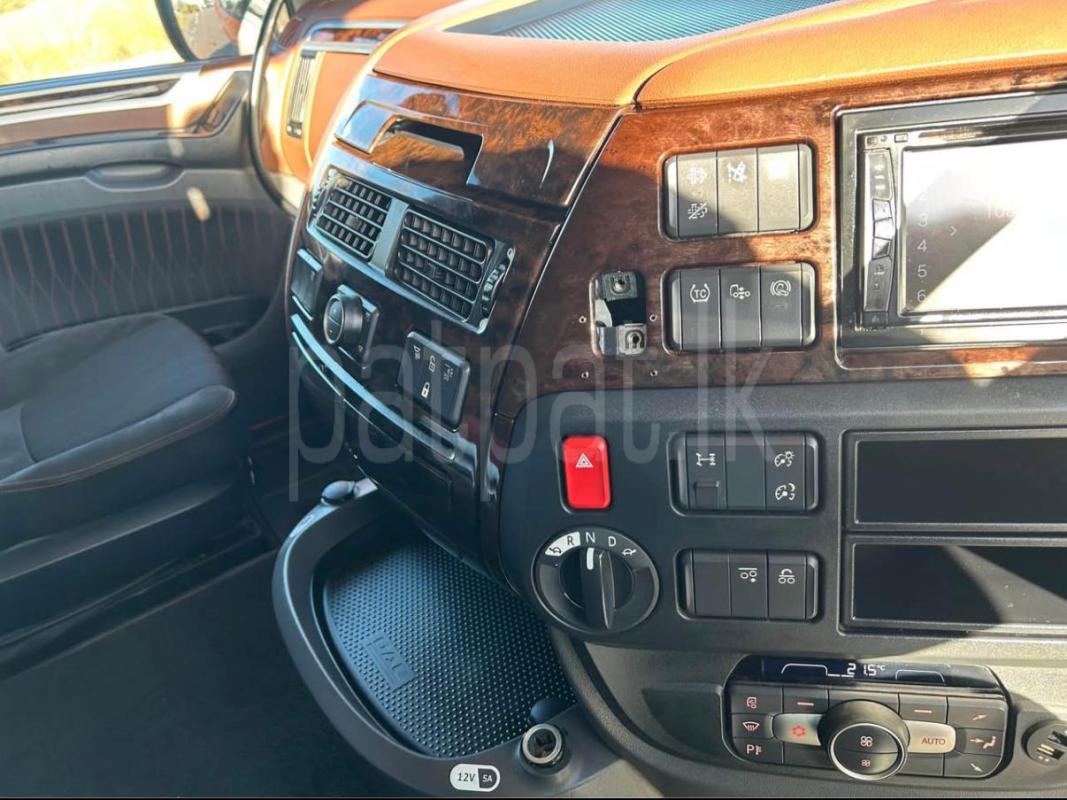 Advertisement image 5