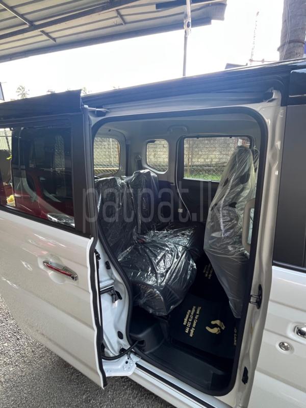 Advertisement image 4