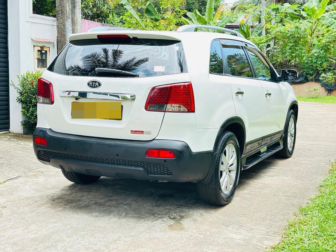 KIA Sorento 2012 - பயன்படுத்தப்பட்டது SUV sale in Sri Lanka - patpat.lk