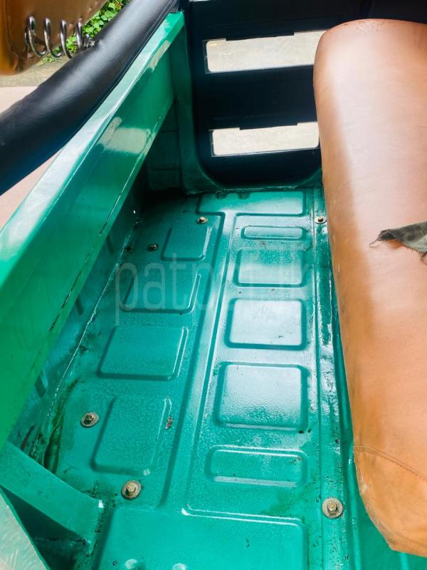 Bajaj 2 stroke 2005 - பயன்படுத்தப்பட்டது முச்சக்கர வண்டி sale in Sri Lanka - patpat.lk