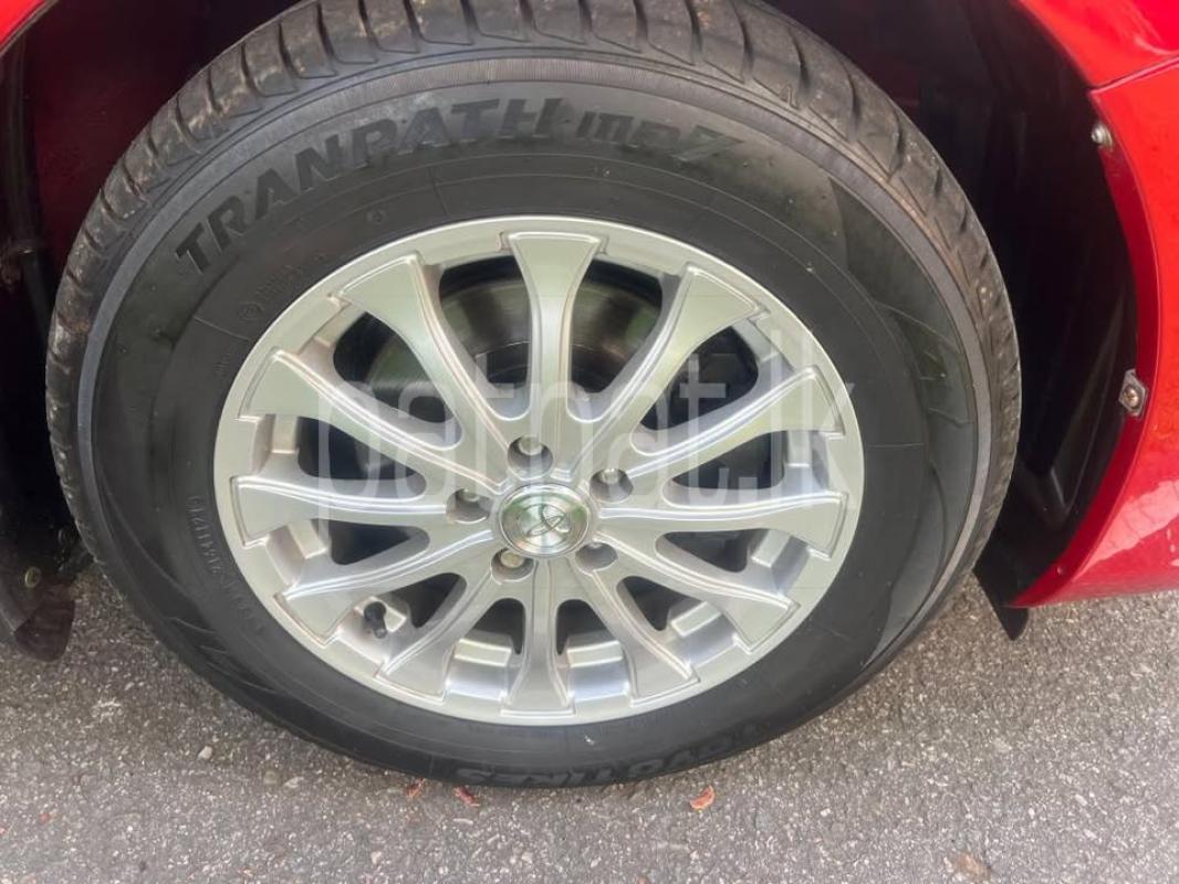 Advertisement image 4