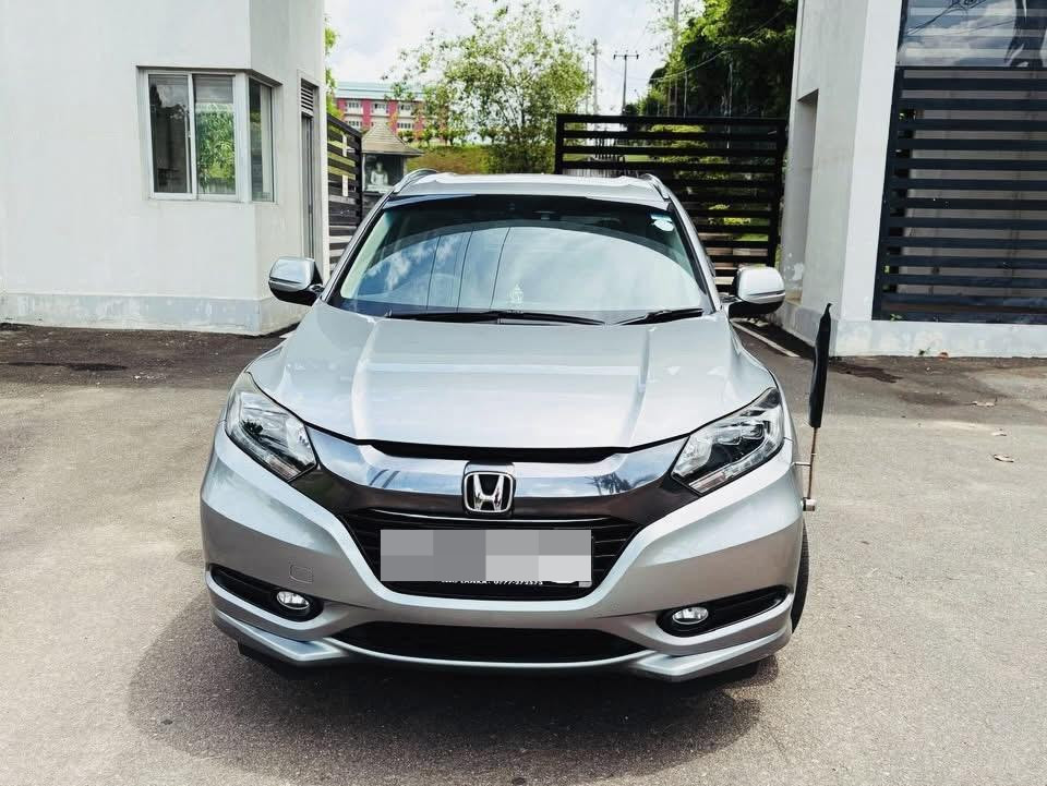 Honda Vezel 2015 - பயன்படுத்தப்பட்டது SUV sale in Sri Lanka - patpat.lk