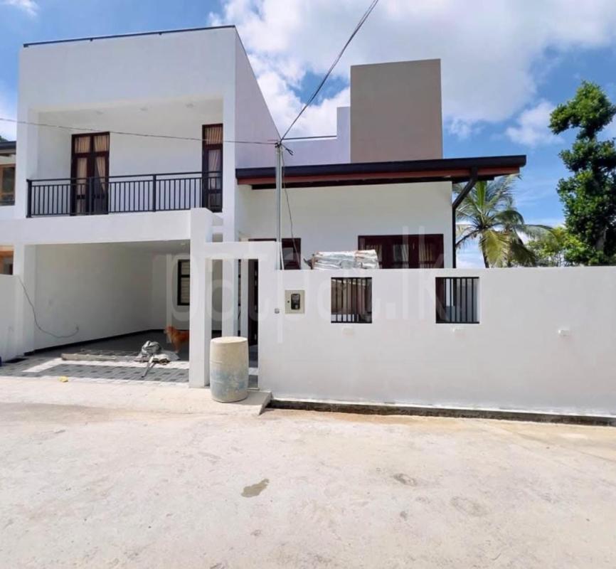 House for Sale in Malabe ads-image-1