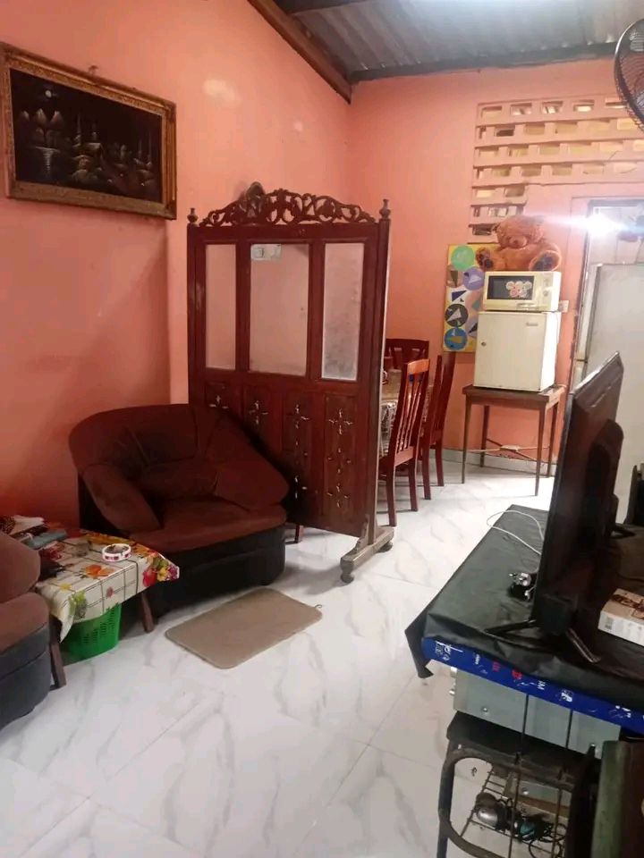 Semi Luxury Apartment for Sale in Wellawatta (Colombo 06)