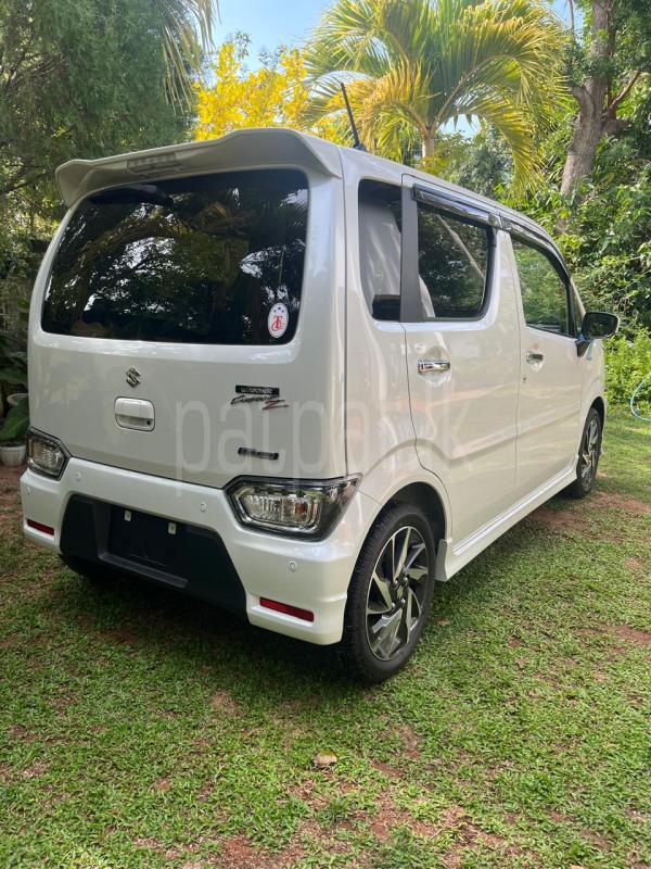 Advertisement image 4