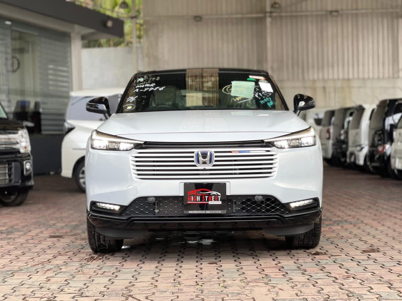 Honda Vezel 2025 ads-image-1