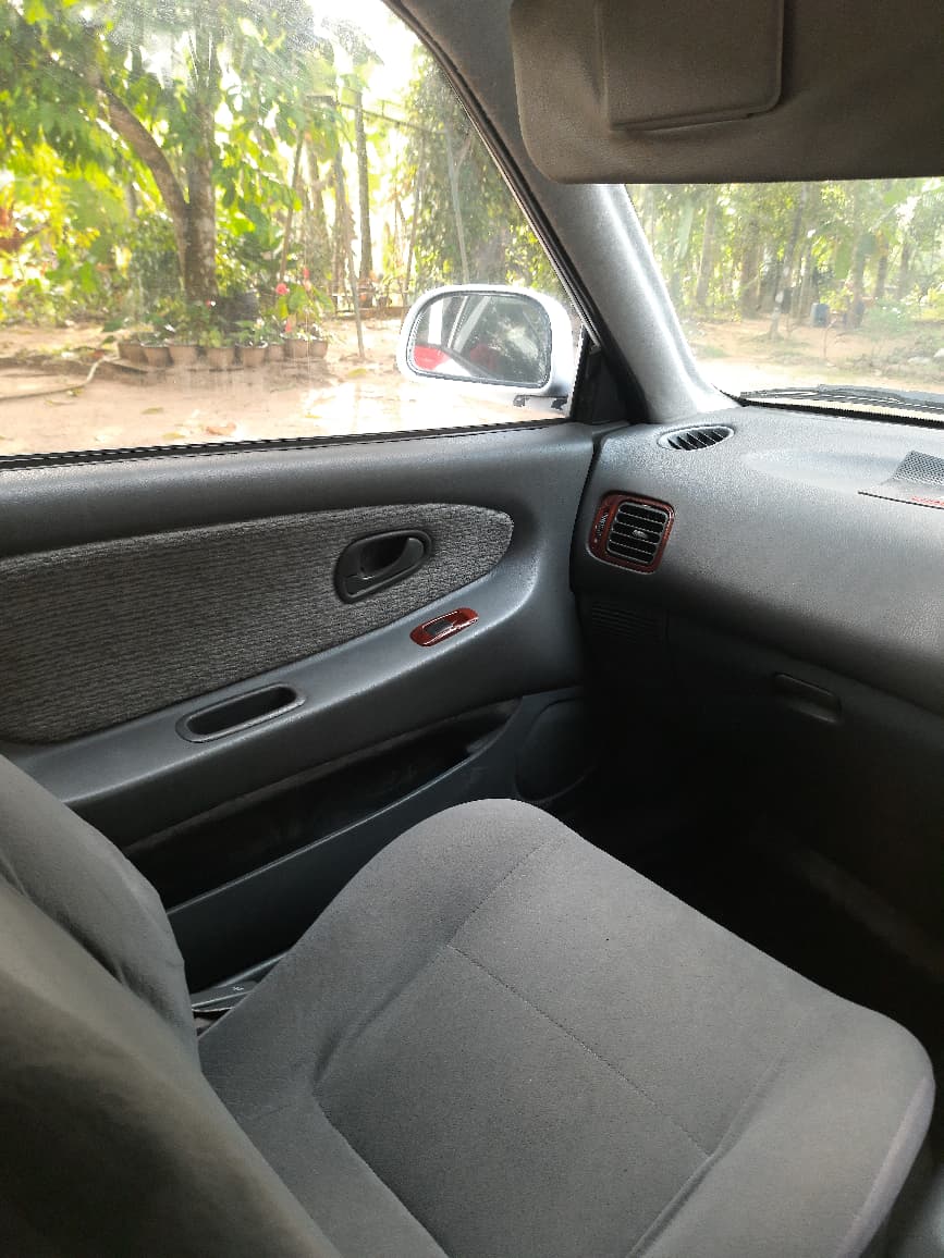 Mitsubishi Lancer 1993 - பயன்படுத்தப்பட்டது கார் sale in Sri Lanka - patpat.lk