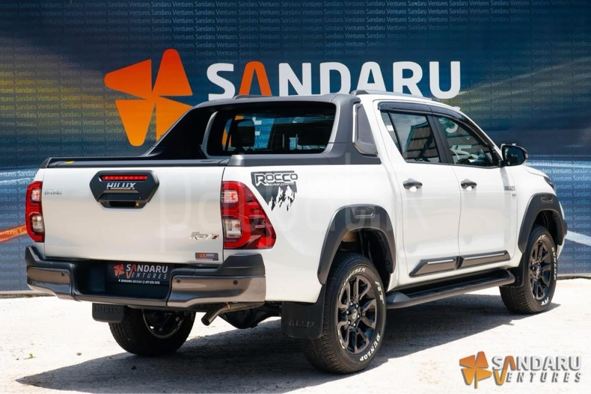 Advertisement image 4