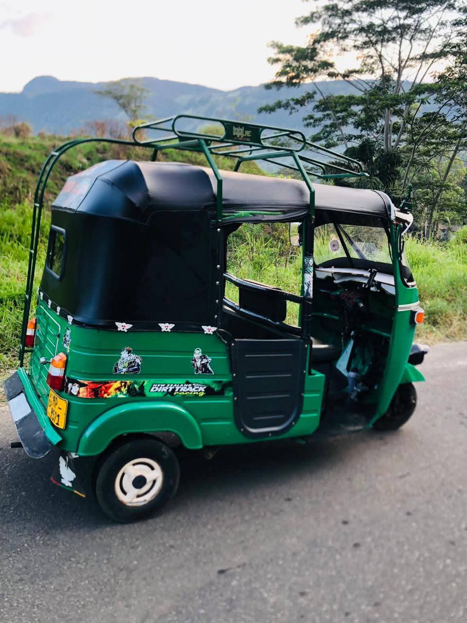 Bajaj Three Wheel 2004 - භාවිතා කරන ලද ත්‍රිරෝද රථය sale in Sri Lanka - patpat.lk