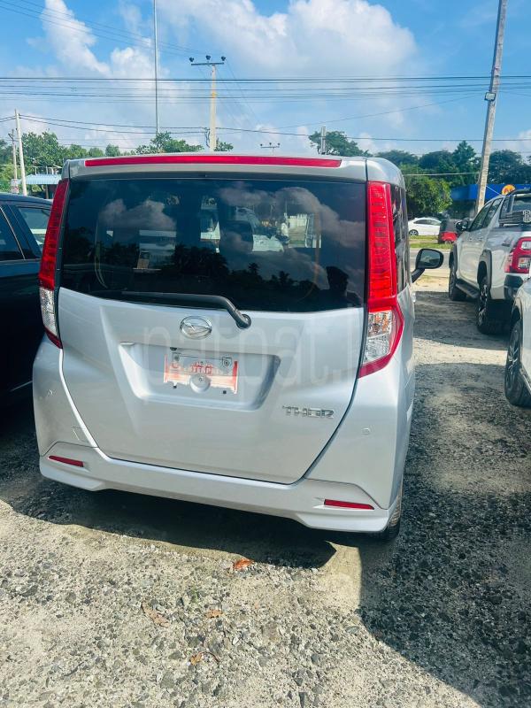 Advertisement image 1