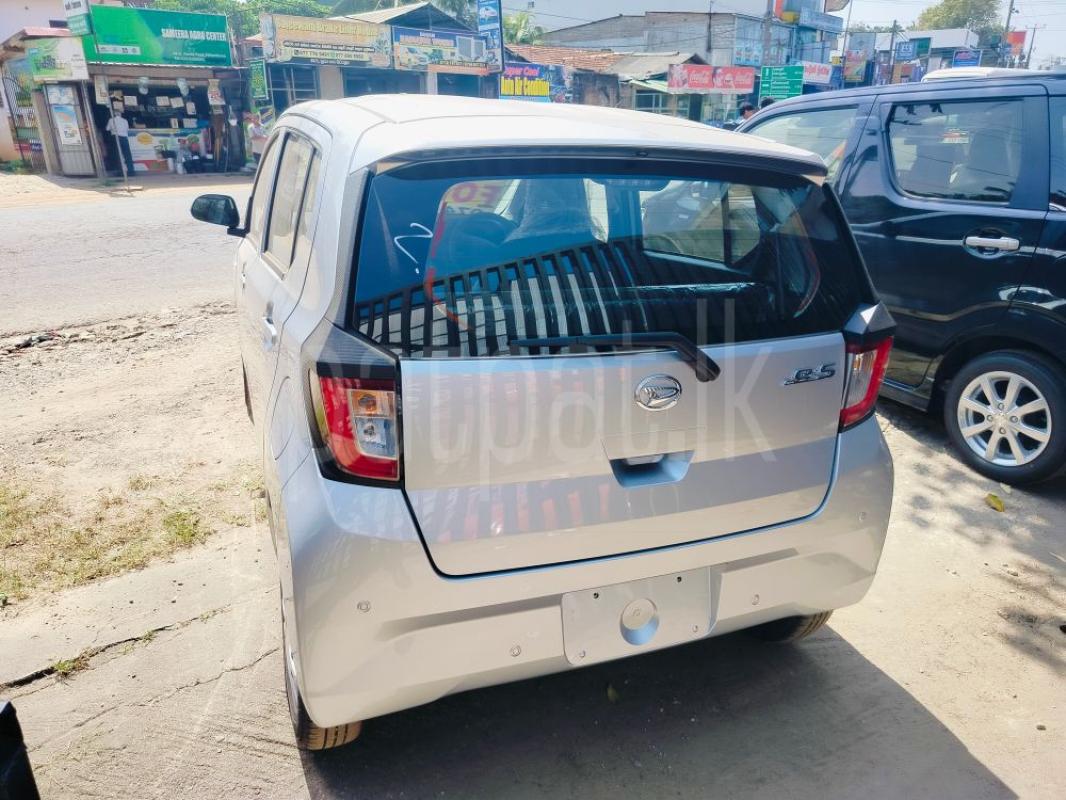 Advertisement image 3