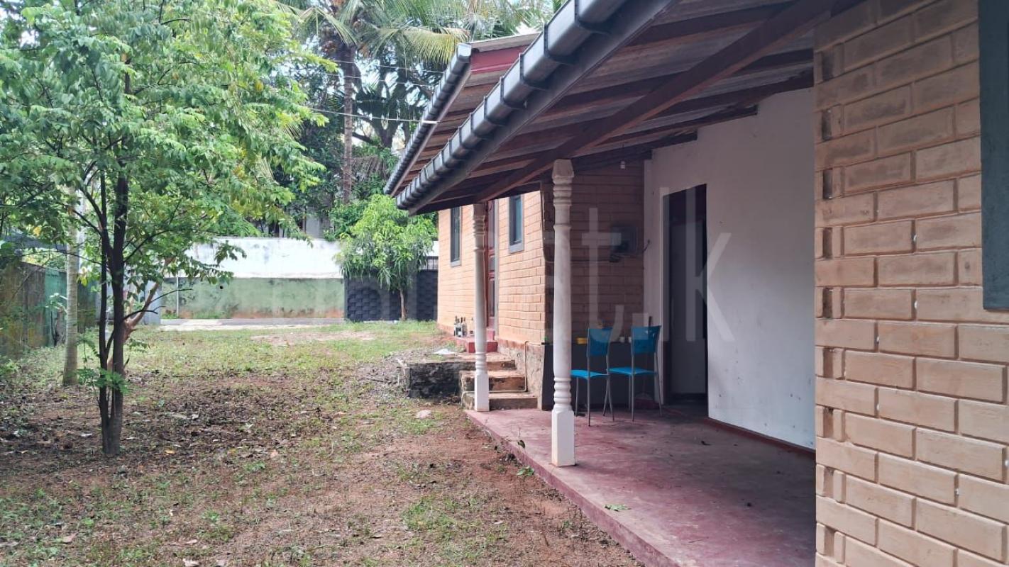 House for Sale in Yakkala