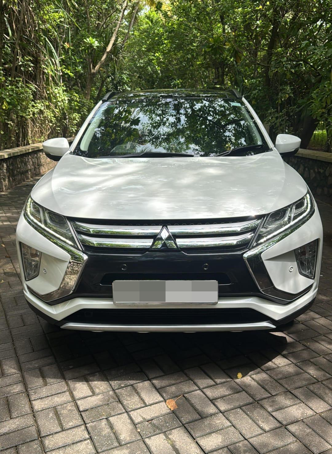 Mitsubishi ECLIPE 2018 - Used SUV sale in Sri Lanka - patpat.lk