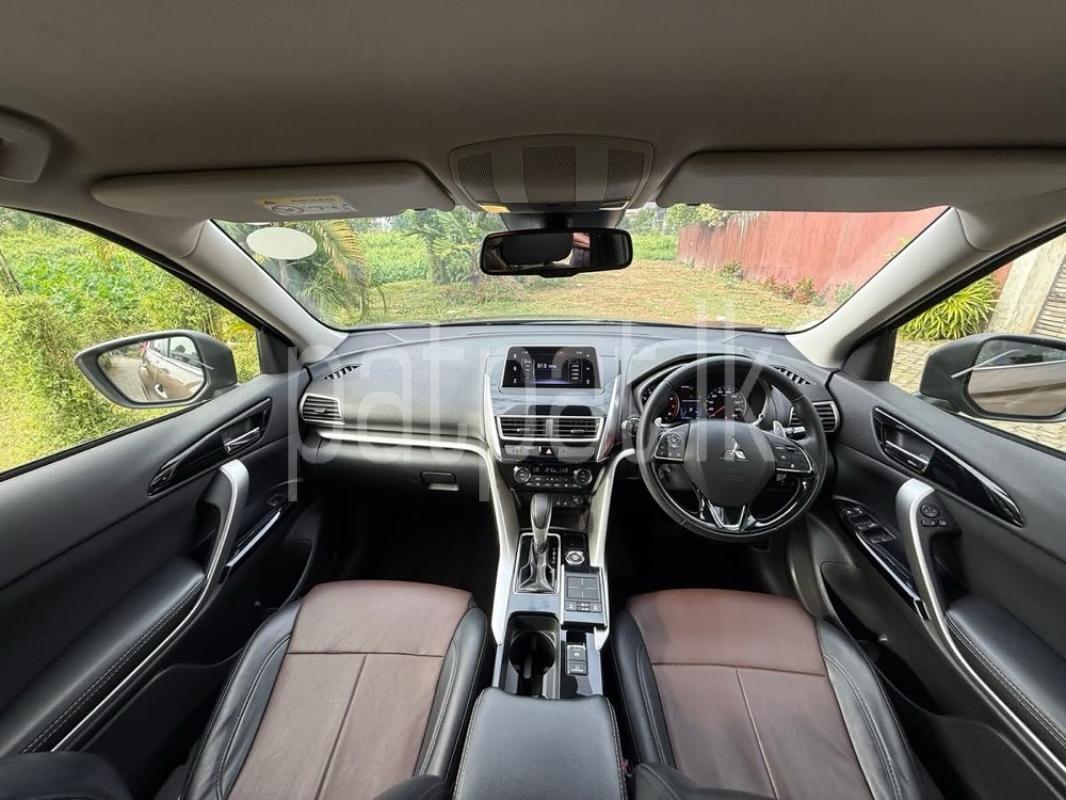 Advertisement image 6