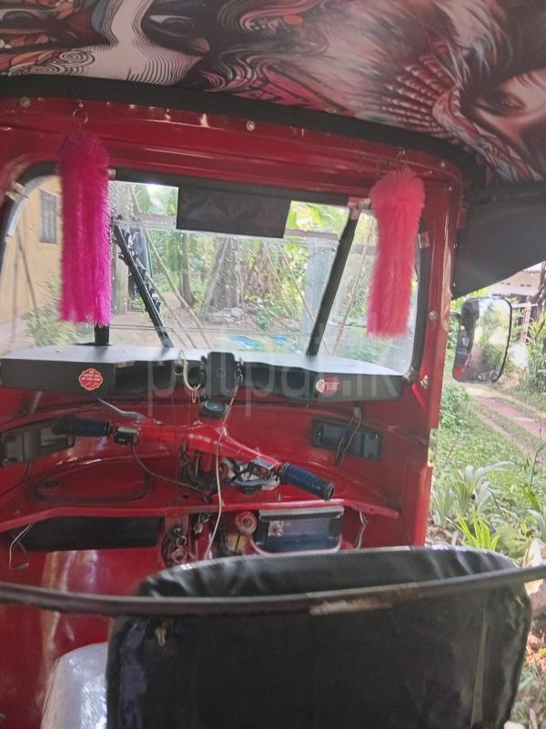 Bajaj Three Wheel 2007 - பயன்படுத்தப்பட்டது முச்சக்கர வண்டி sale in Sri Lanka - patpat.lk