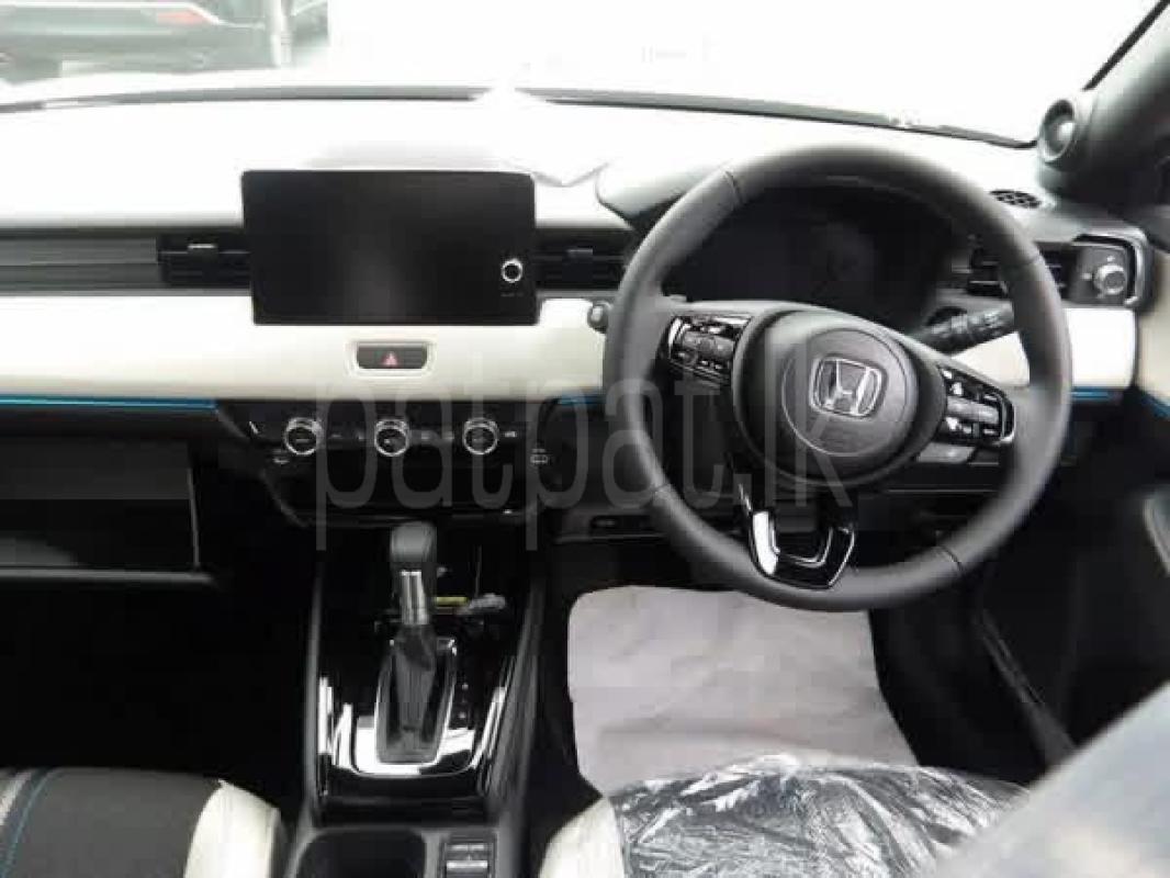 Honda Vezel 2025 - பயன்படுத்தப்பட்டது SUV sale in Sri Lanka - patpat.lk