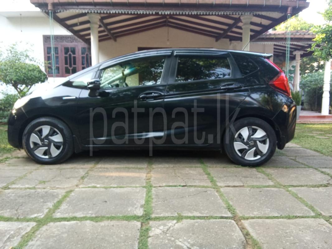 Advertisement image 3