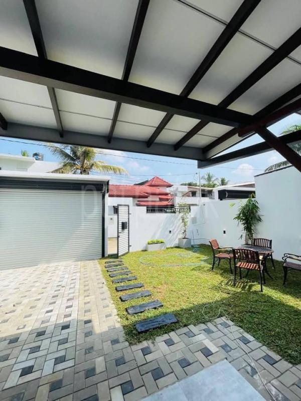 House for Sale in Athurugiriya