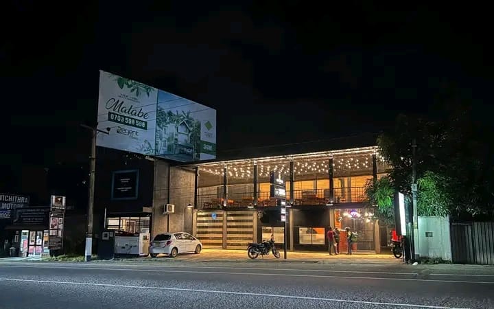 Advertisement image 6