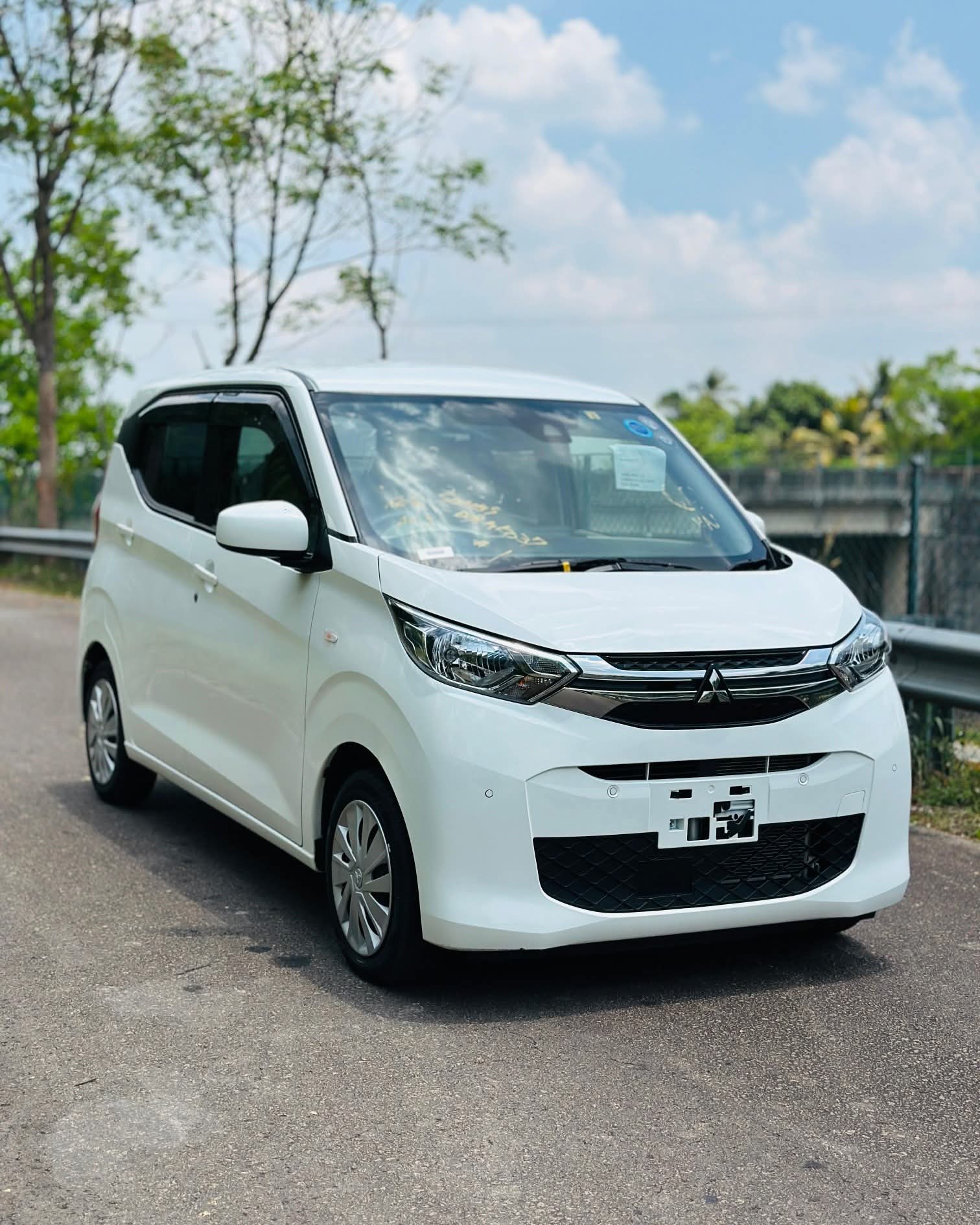 Mitsubishi eK 2023 ads-image-1