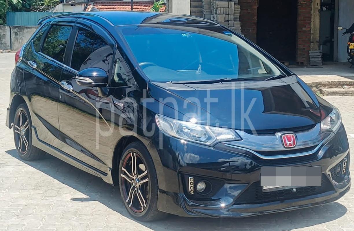 Honda Fit 2014 - භාවිතා කරන ලද කාර් sale in Sri Lanka - patpat.lk