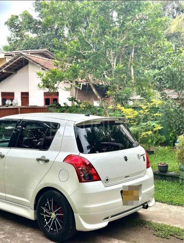 Advertisement image 4