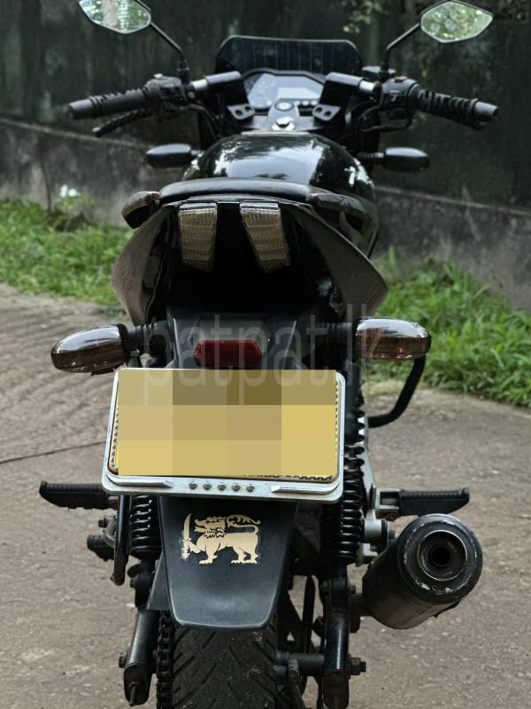 Bajaj Pulsar 2016 - Used Bike sale in Sri Lanka - patpat.lk