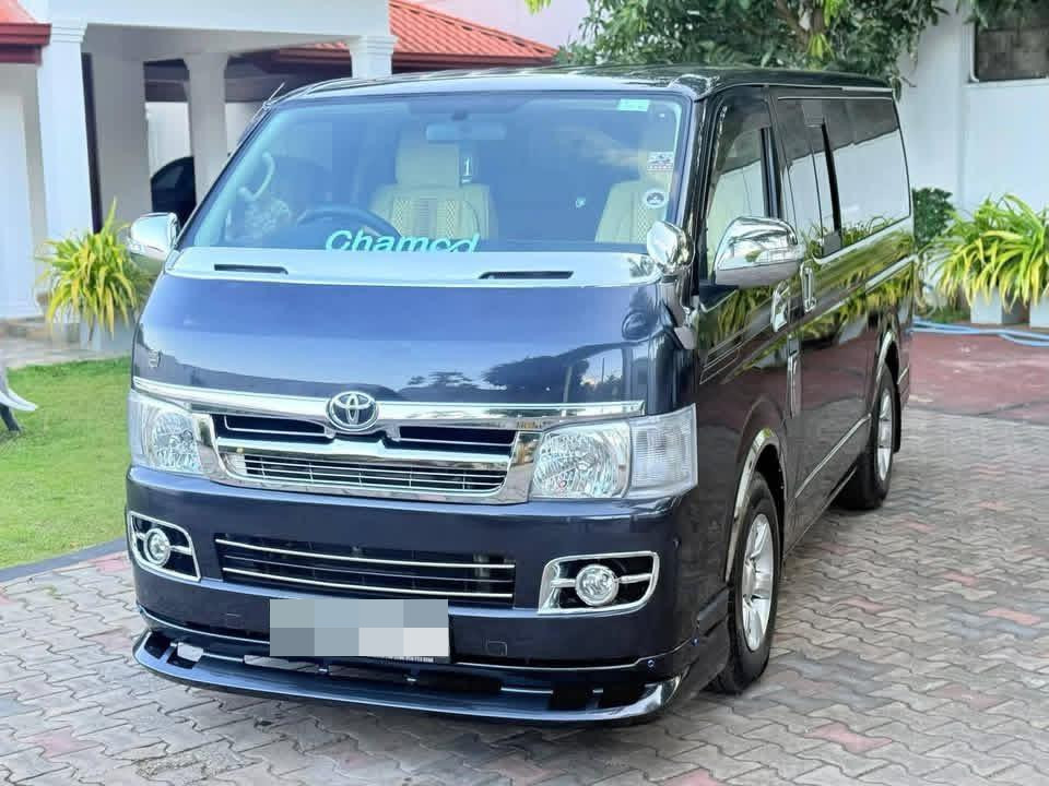 Toyota Hiace 2006 ads-image-1