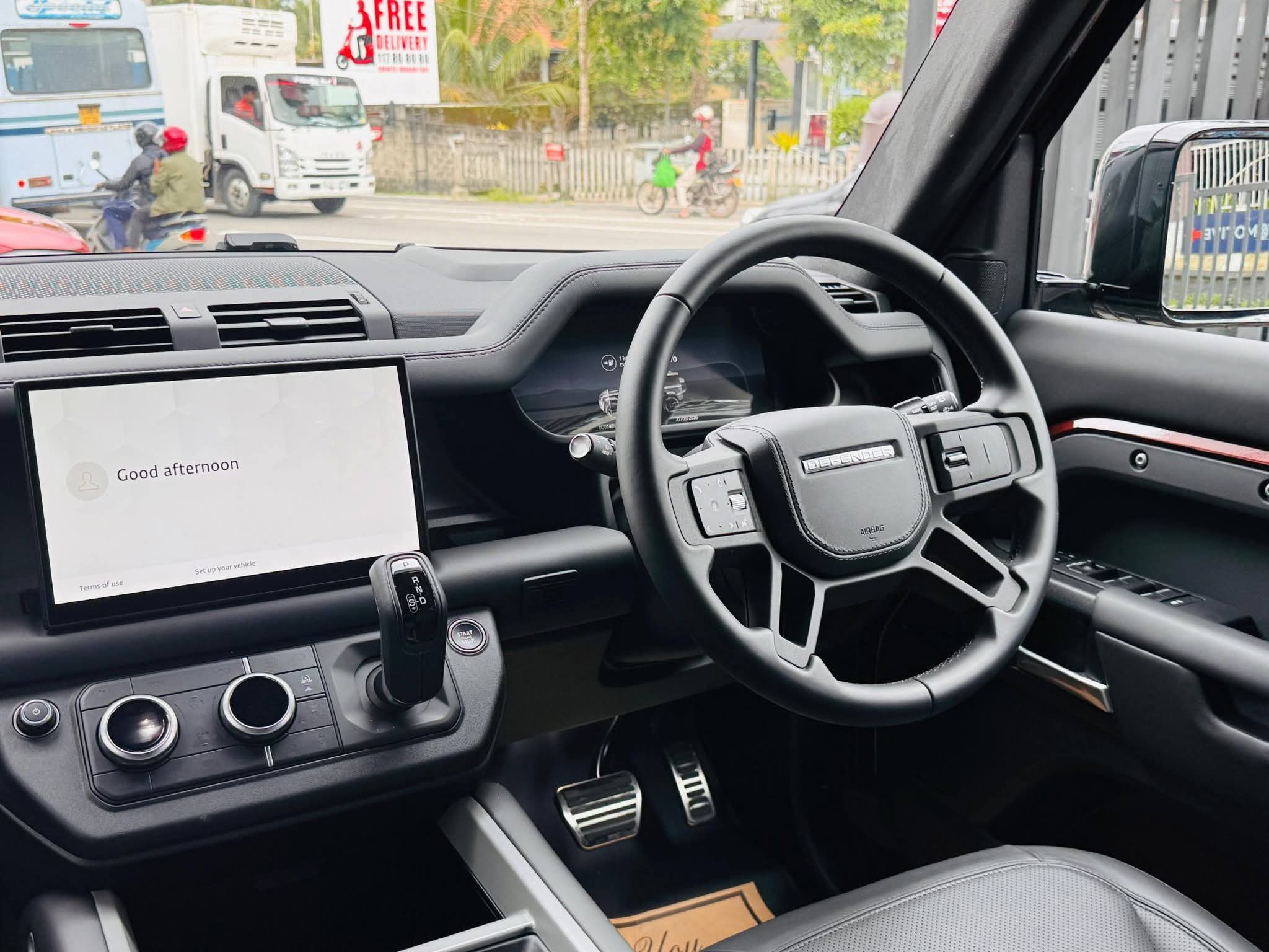 Land Rover Defender 2025 - சான்றளிக்கப்பட்டது SUV sale in Sri Lanka - patpat.lk
