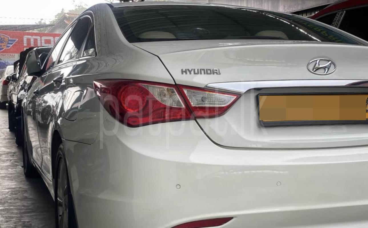Hyundai Sonata 2012 - பயன்படுத்தப்பட்டது கார் sale in Sri Lanka - patpat.lk